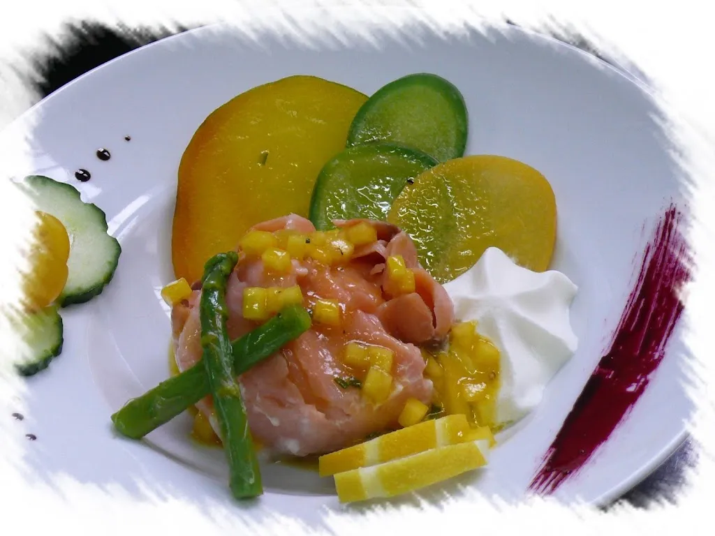 Auberge De La Couronne Hotel Restaurant_Lablachère_slider_image_3