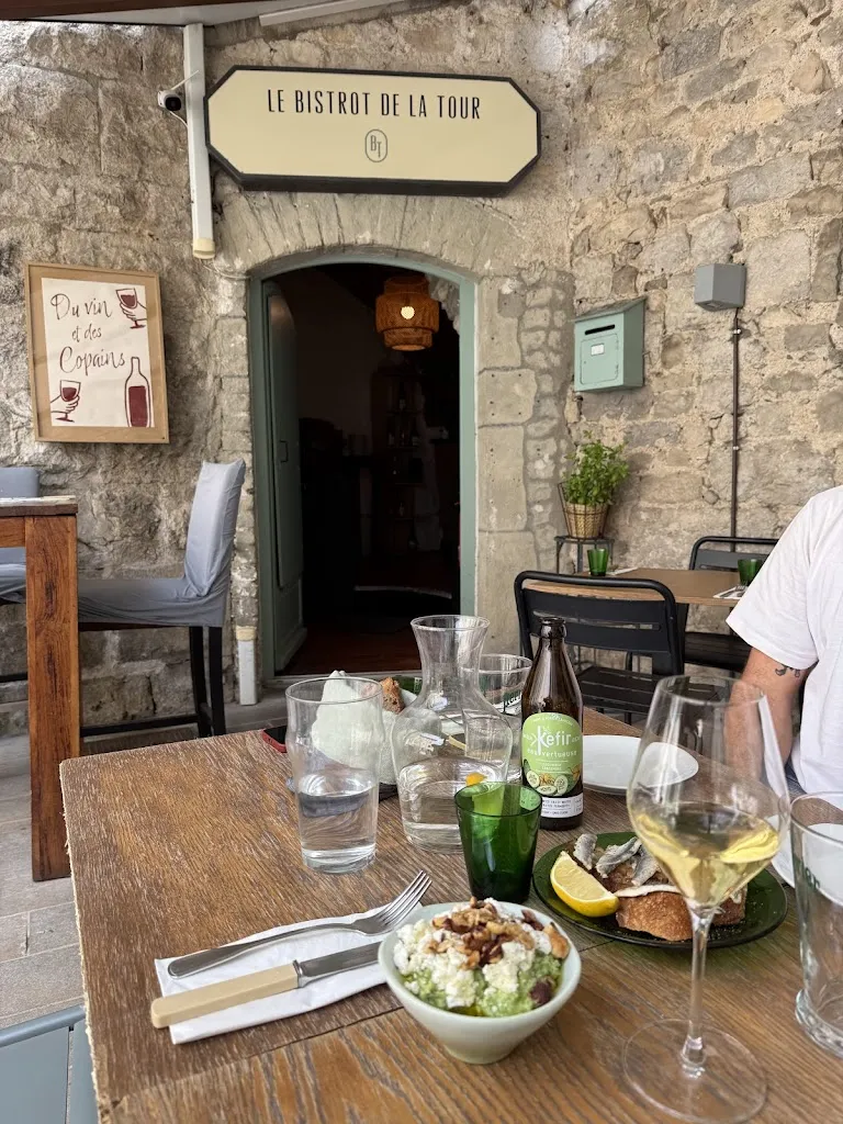 Ophélie Chalon_Le Bistrot de la Tour_Sauve_review