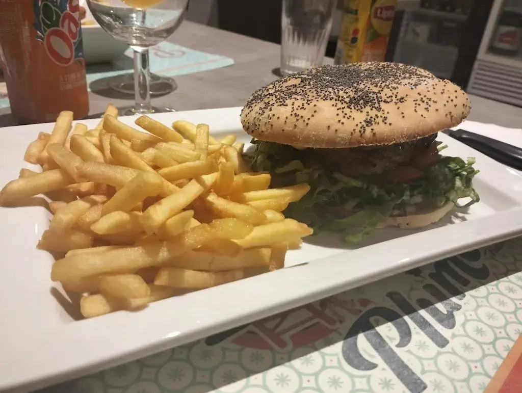 Minimims07 en_vadrouille_L'Estanco_Lablachère_review