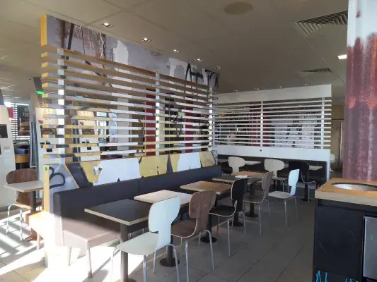 McDonald's restaurant in Sauve
