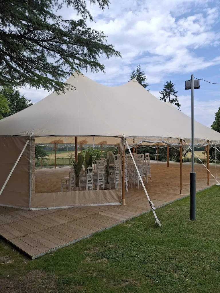 Julien Arnaud_Le Jardin des Mirabelles_Camiac-et-Saint-Denis_review