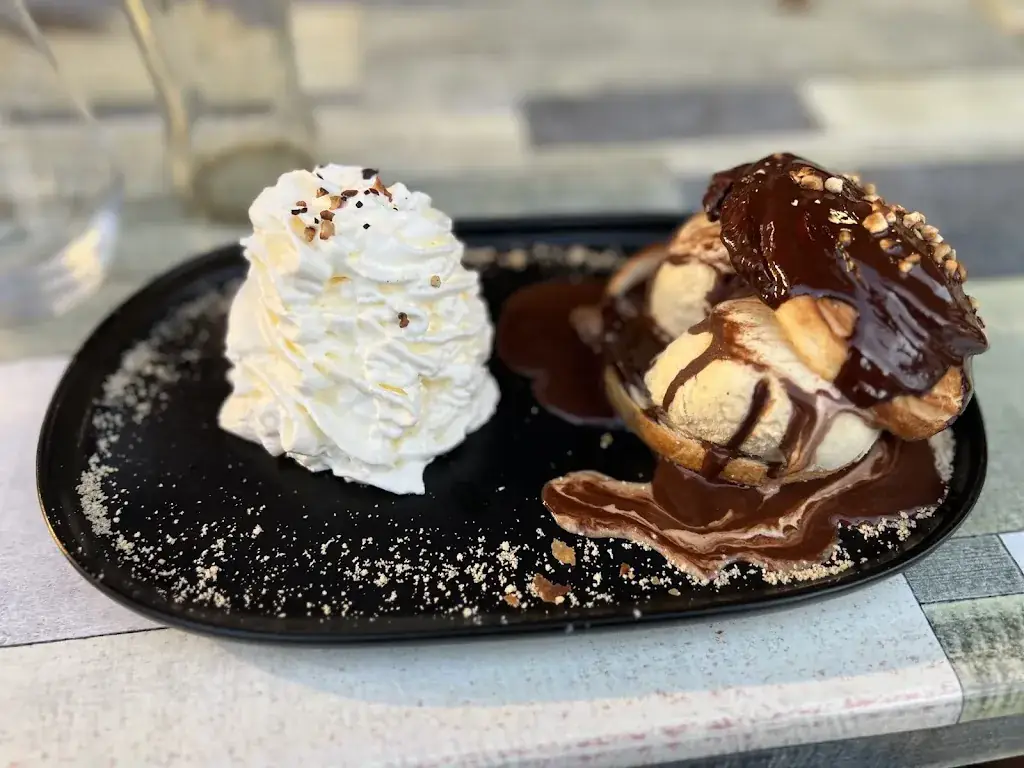 Le 81_Tremblade_slider_image_2