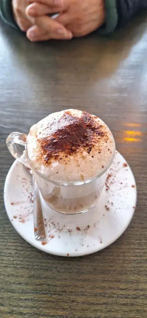 Menu_OM-MA cantine et yoga_Souterraine_image_4