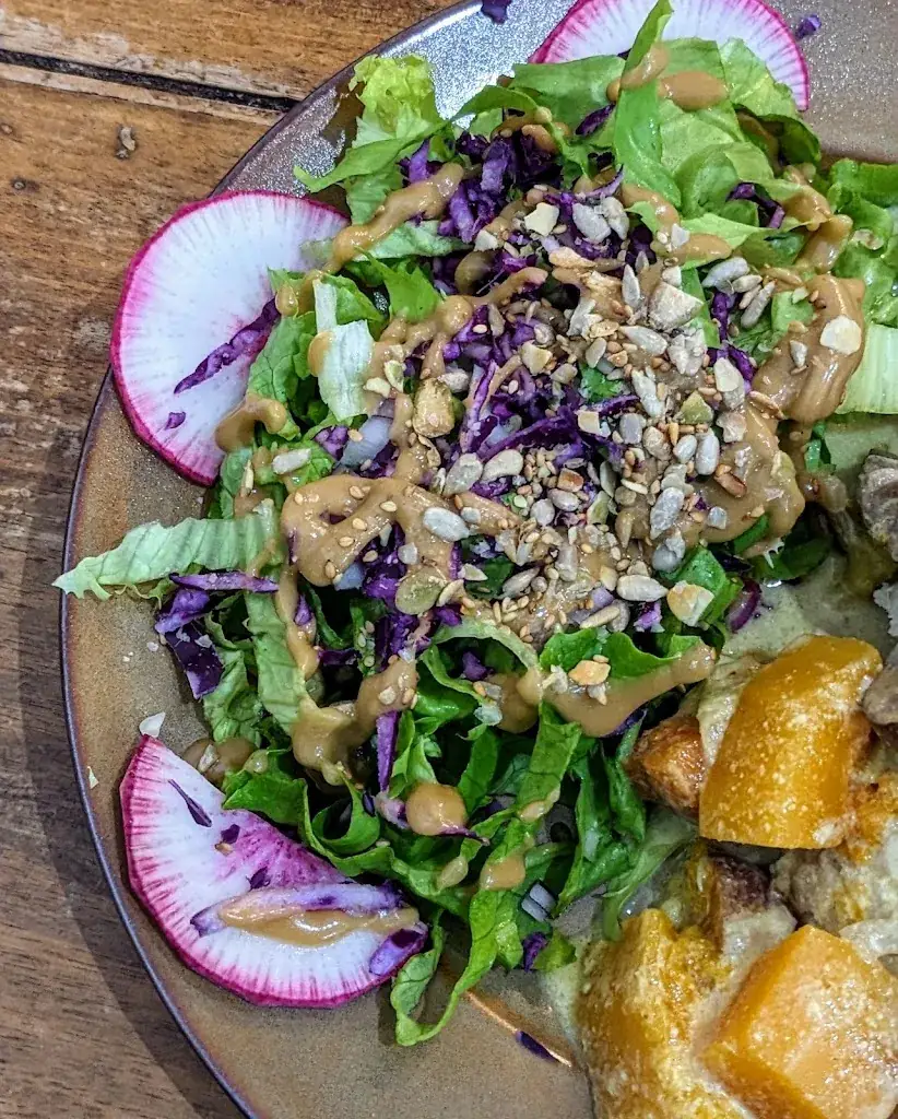 Menu_OM-MA cantine et yoga_Souterraine_image_6