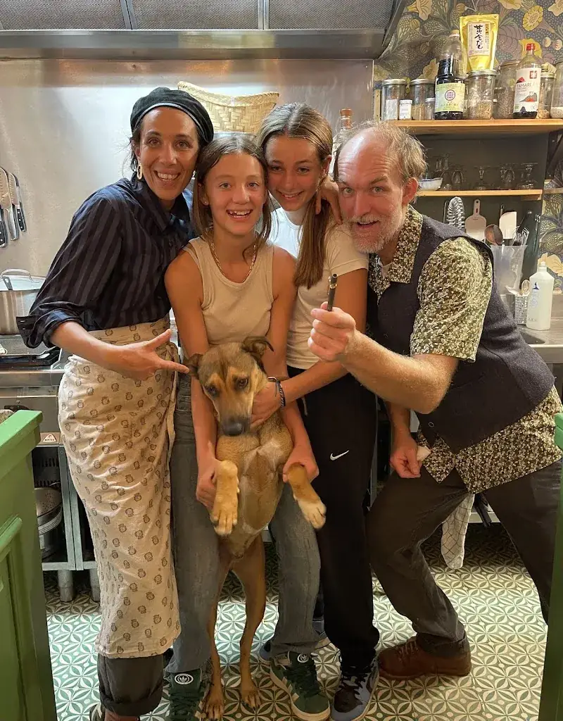 raphaelle groves_Maison Bleue cafe et coworking_Lablachère_review