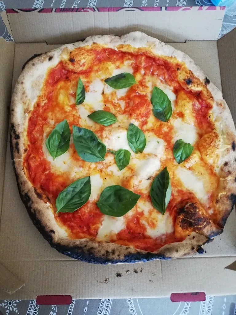 Menu_Pizza Régal_Souterraine_immagine_3