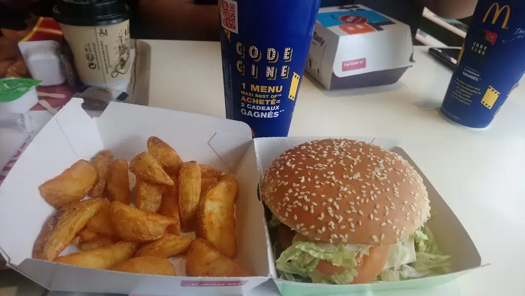 Menu_McDonald's_Souterraine_image_3