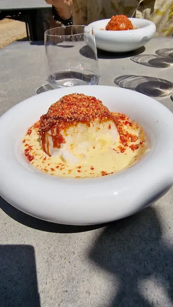 oliver thomas_Logis Hôtel Restaurant Nougier_Fursac_review