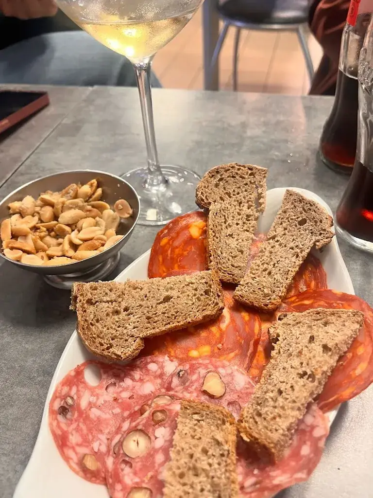 Patricia Perez Calogero_Café des sports - Chez Maritchu_Labouheyre_review