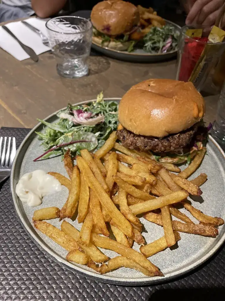 Jon Urrutia Arteagoitia_LA HOYA - Restaurant - Bar - Tapas_Labenne_reseña