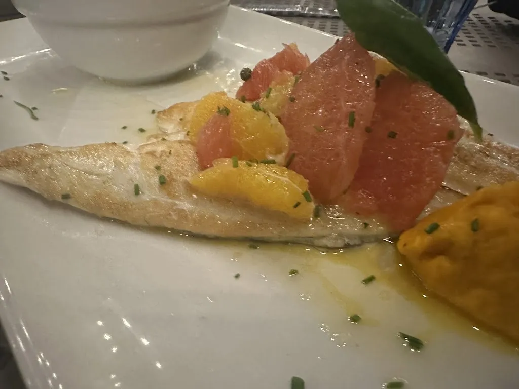 Grant Simmons_La Plancha du pêcheur_Ondres_review