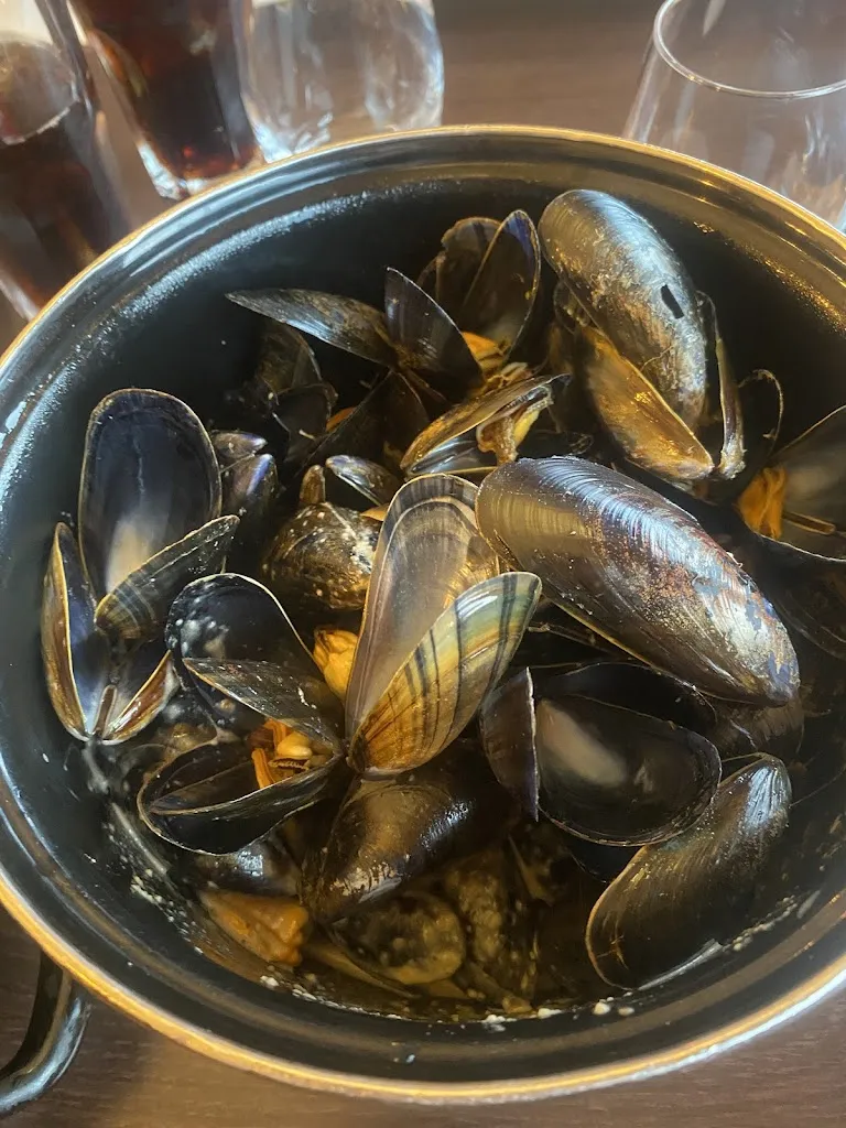 Alannah Hunter_Restaurant du Port_Teste-de-Buch_review