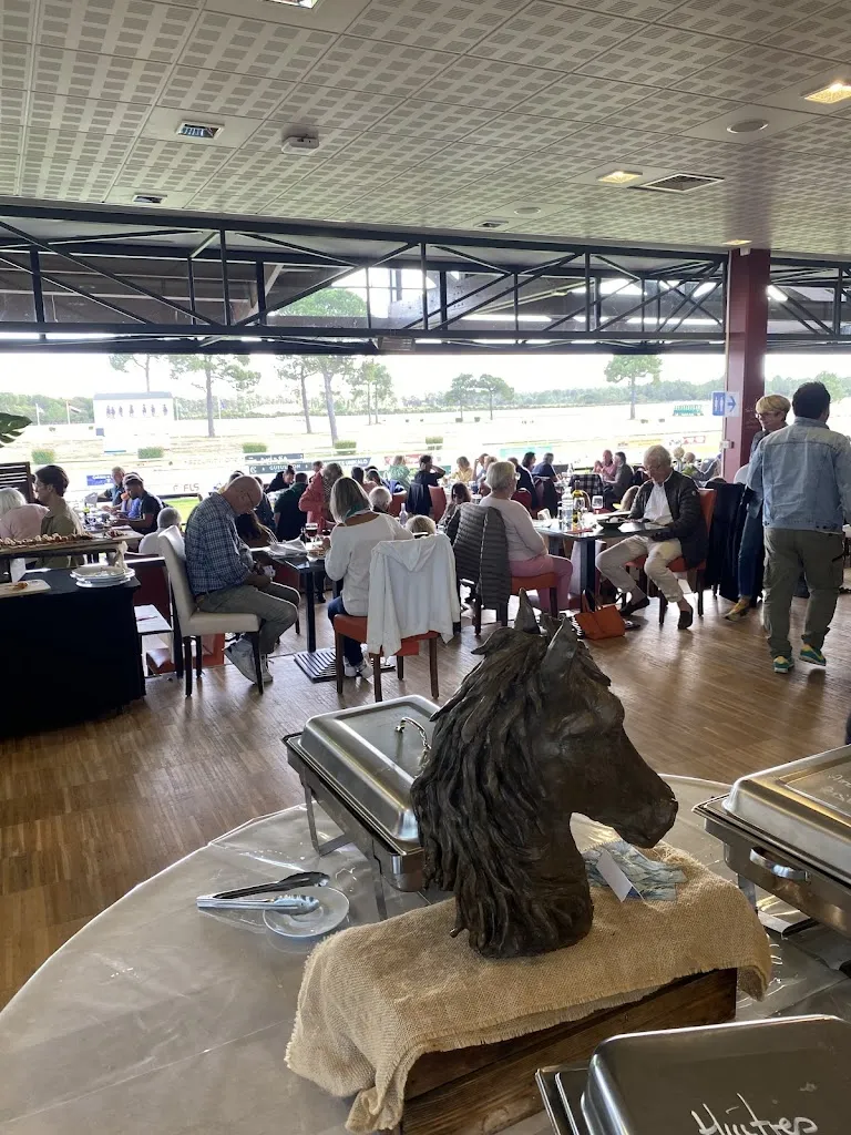 Chris Chiverton_Restaurant La Teste de Buch - LE FER A CHEVAL - restaurant Cazaux - restaurant Bassin d'Arcachon_Teste-de-Buch_review