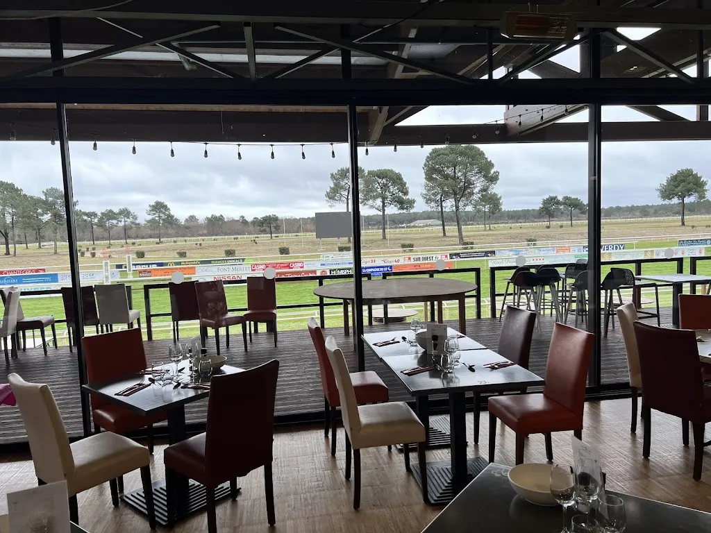 Restaurant La Teste de Buch - LE FER A CHEVAL - restaurant Cazaux - restaurant Bassin d'Arcachon_Teste-de-Buch_slider_image_1