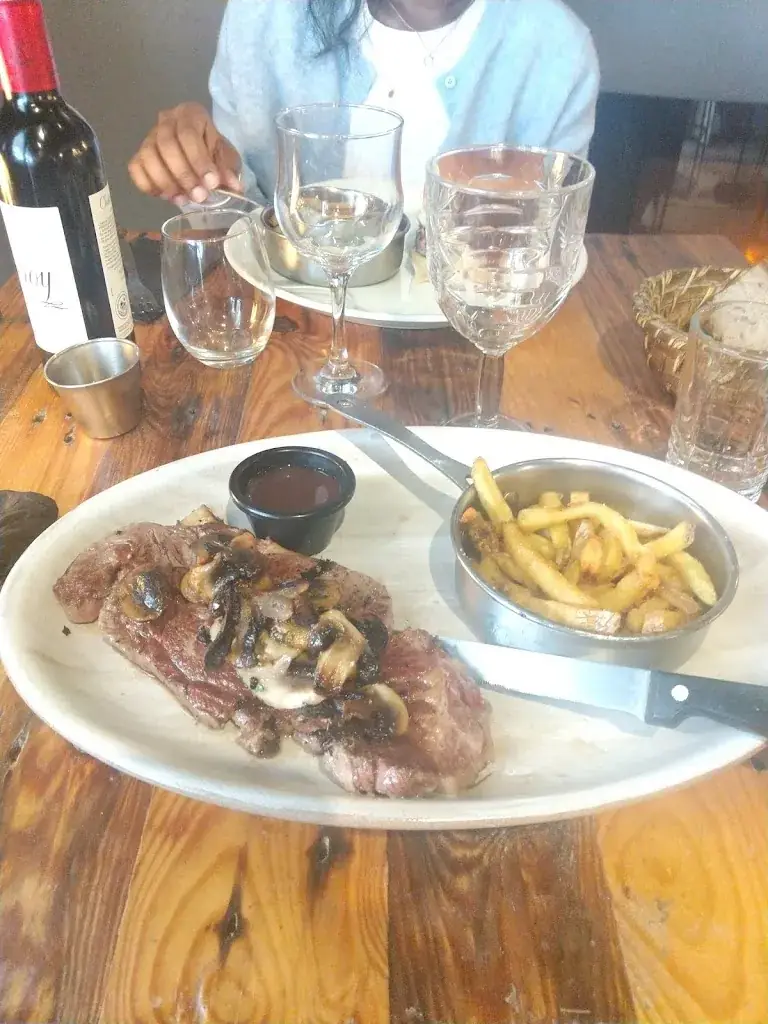 Nico_La gloutonne_Teste-de-Buch_review