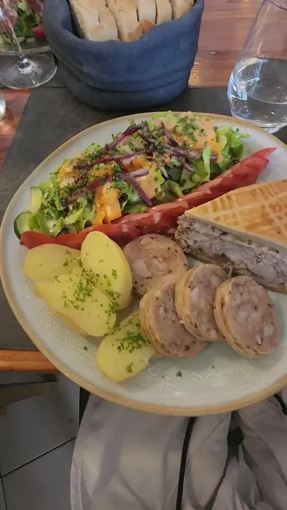 The Larch_Mure_slider_image_2