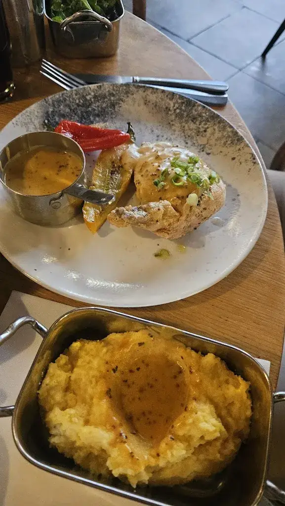 Laura V._Chez Ingalls_Annecy_review