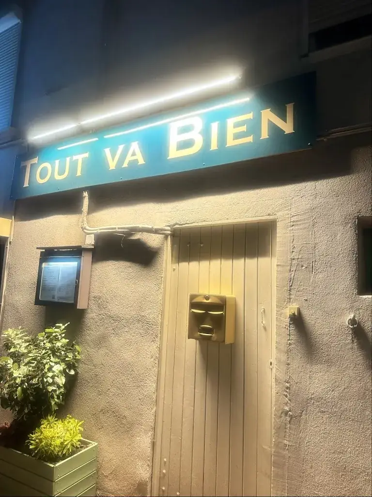 Viola Marqeni_Tout va bien_Mure_review