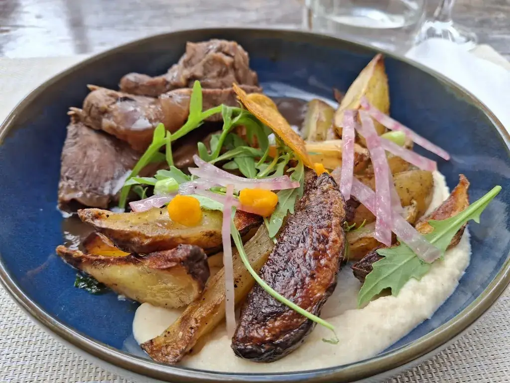 Erin Joseph_Tout va bien_Mure_review