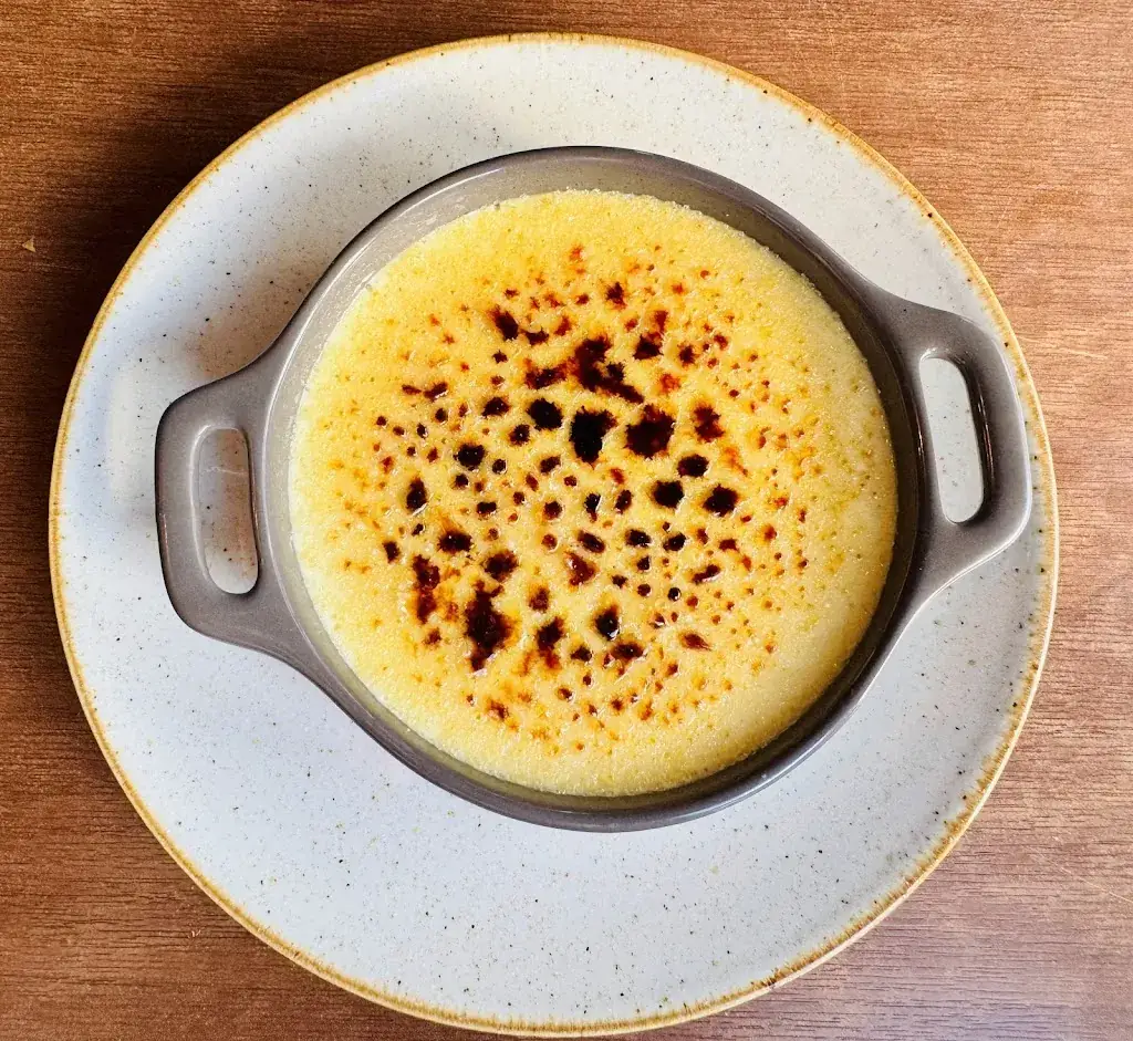 A. H._Chez Yoyote_Teste-de-Buch_review