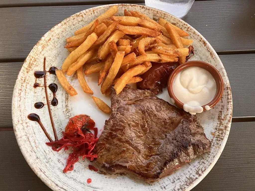 Chez Yoyote_Teste-de-Buch_slider_image_3