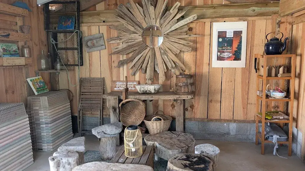 Nicolas Dupraz_Cabane O’Crackoye_Teste-de-Buch_recensione