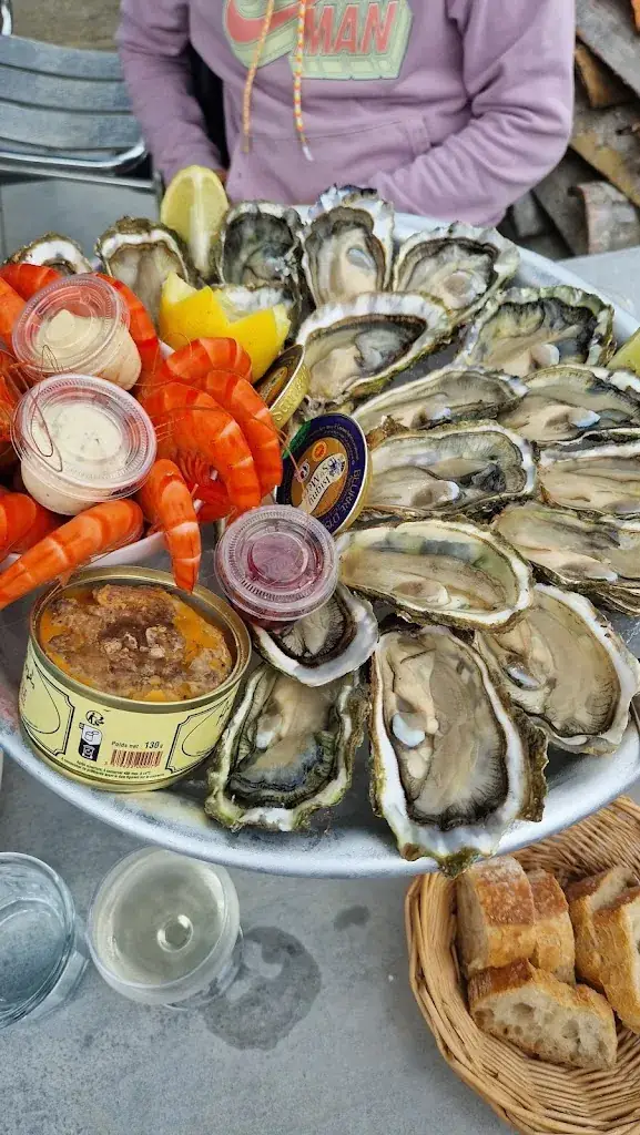 Muriel Assmann_La Cabane Du Pirelon_Teste-de-Buch_review