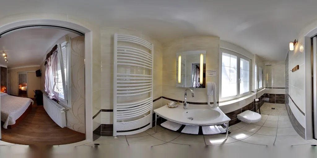 Chez Pat et Ghis_Mure_slider_image_3