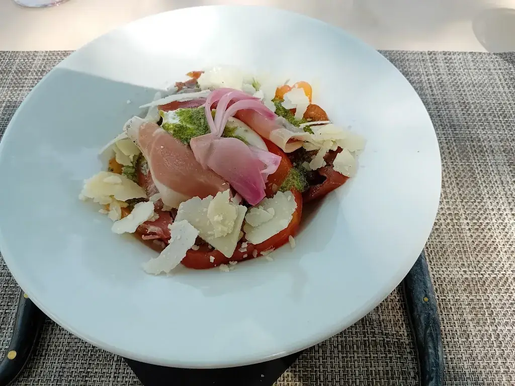 Restaurant Le Pont des Mazes_Vallon-Pont-d'Arc_slider_image_3