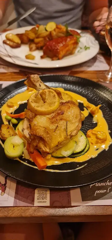 Julian Müller_Restaurant Le Chelsea_Vallon-Pont-d'Arc_avis