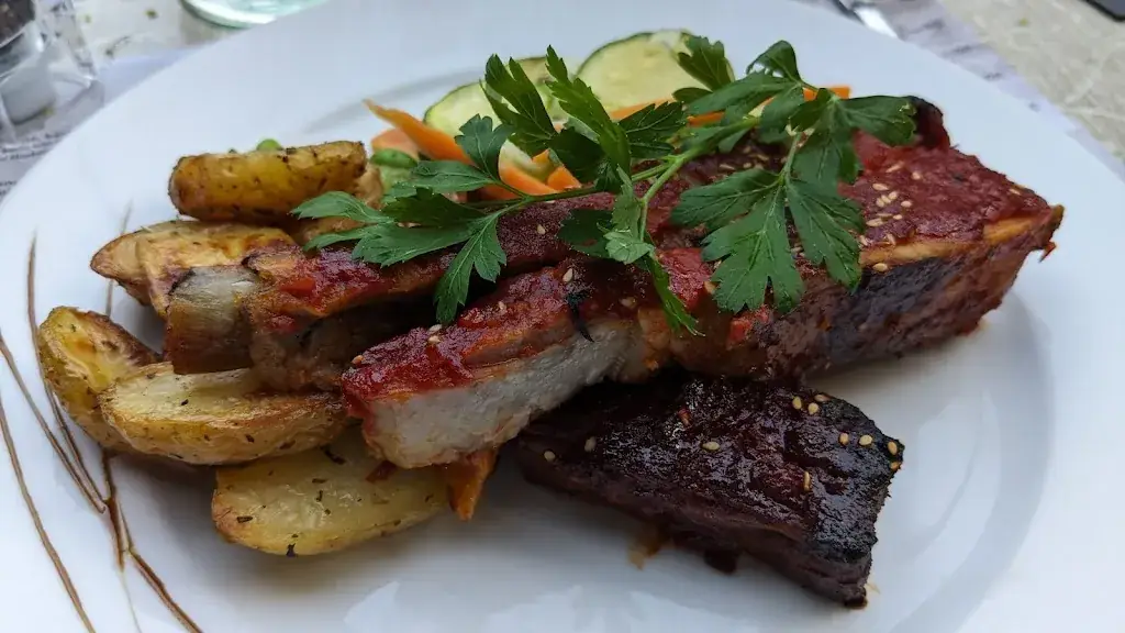 Restaurant Le Chelsea_Vallon-Pont-d'Arc_slider_image_2