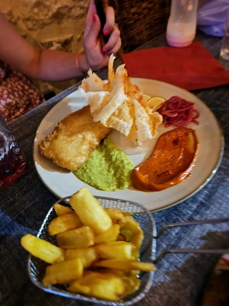 Jamie_le Patio_Vallon-Pont-d'Arc_review