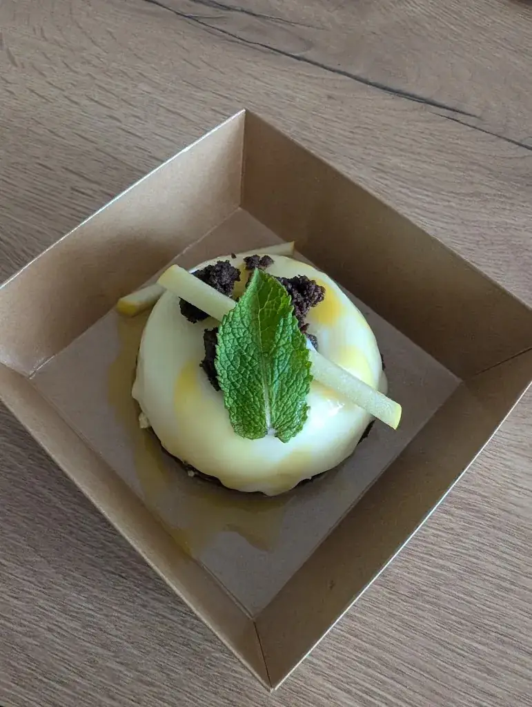 Marie-Sophie L_L' Echappée Gourmande_Lagord_recensione