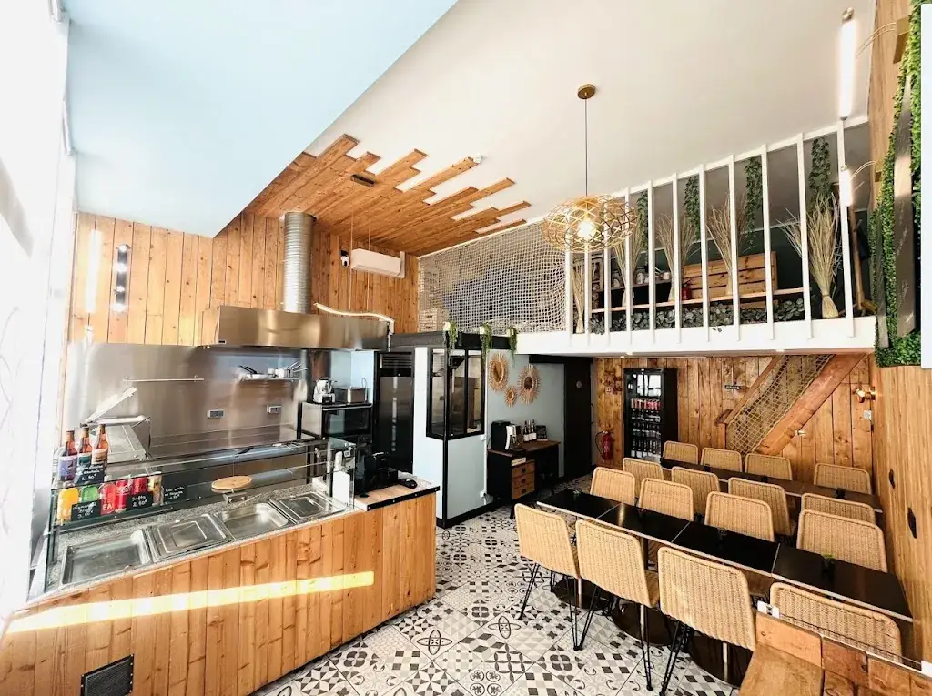 L' Echappée Gourmande Restaurant in Lagord