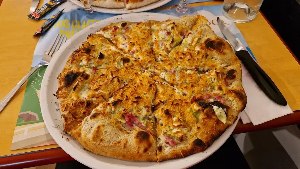 Menu_pizzéria della piazza_Mure_image_6