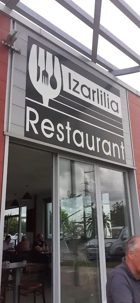 Pierre Cantuel_Izarlilia_Lahonce_review