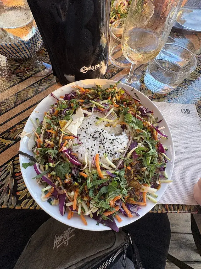 Tim R_L' Assiette_Lacanau_review