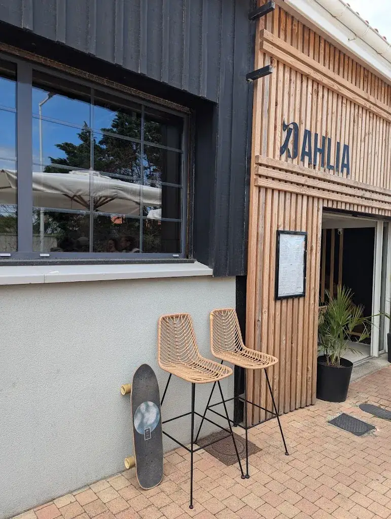Le Dahlia restaurant in Lacanau