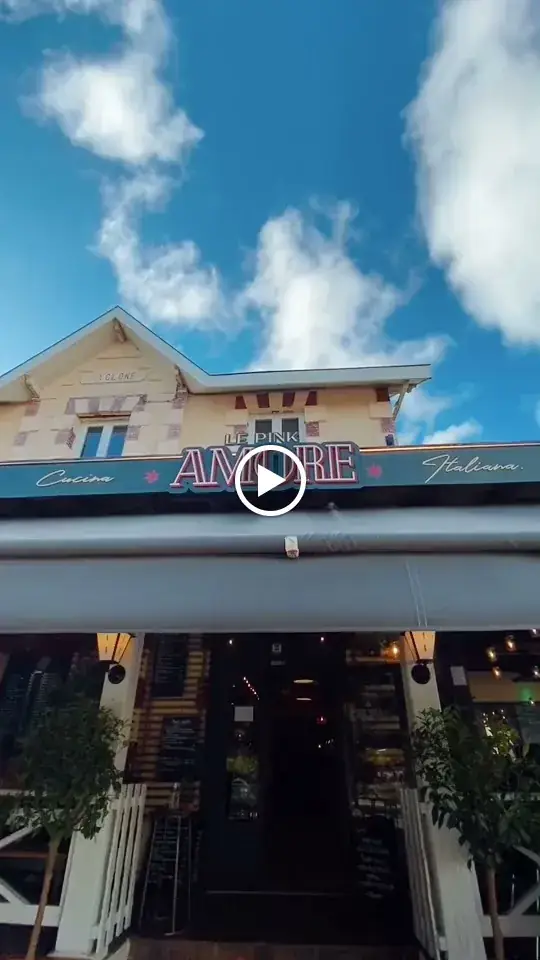 Le Pink Amore restaurant in Lacanau