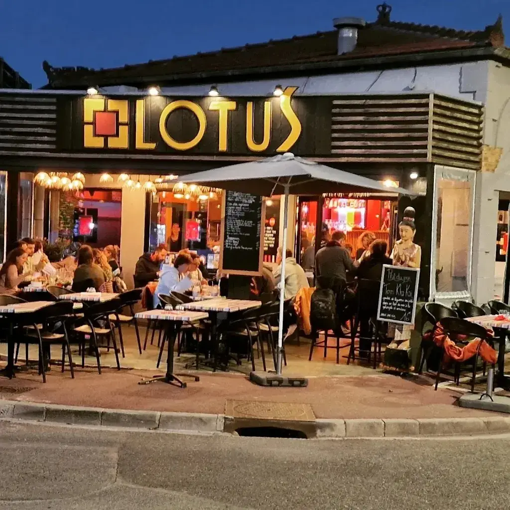 Lotus Café Zen restaurant in Lacanau