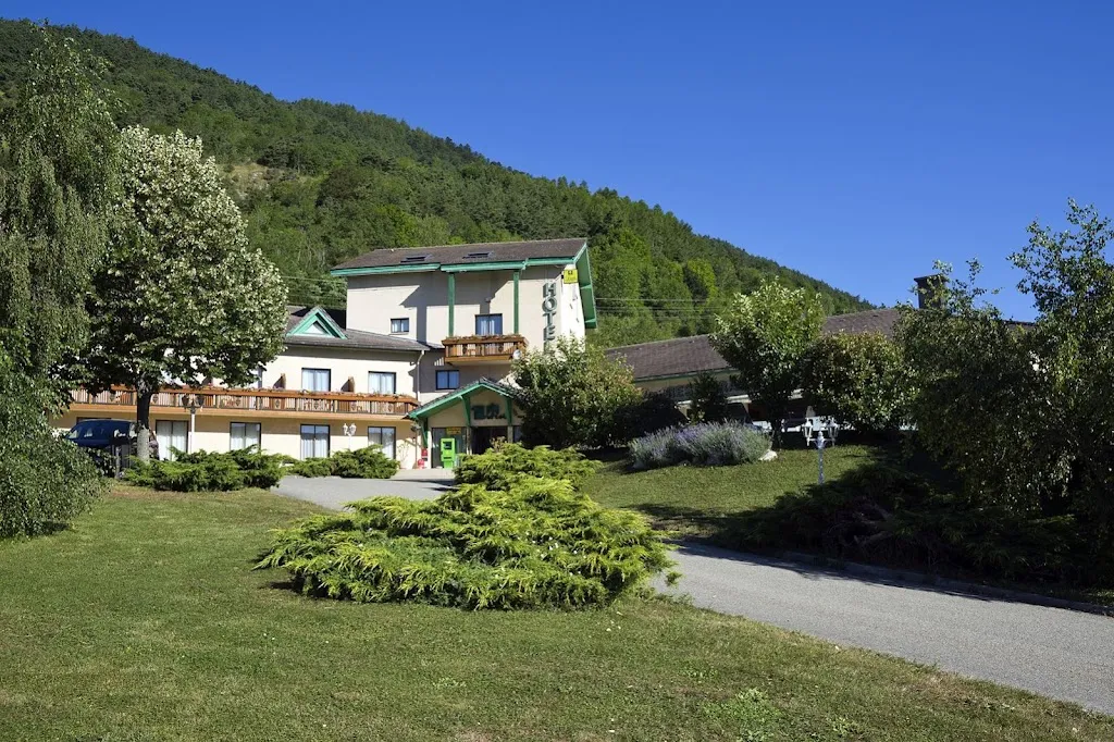 Hôtel Logis Murtel La Mure restaurant in Mure