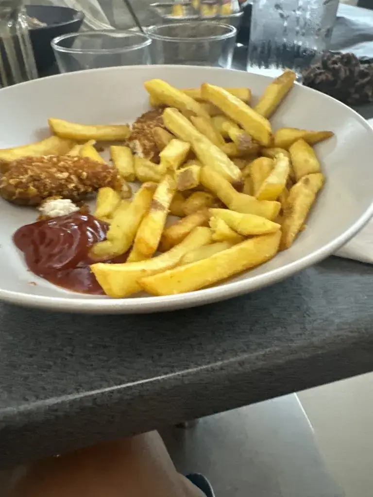 Karine Laizet_Bar - Restaurant L'Équipage_Lacanau_review