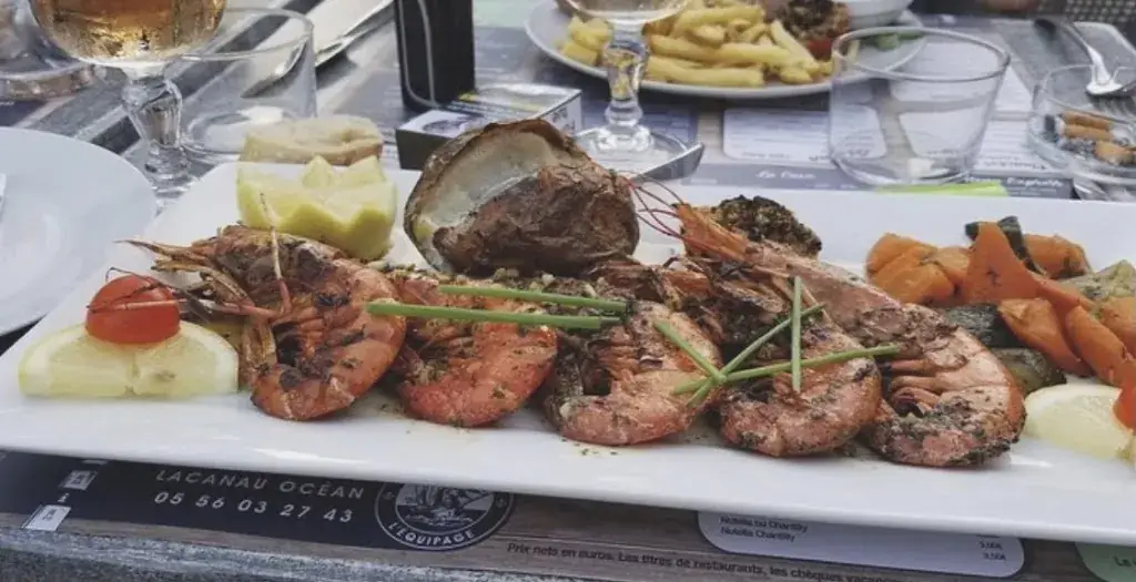 Bar - Restaurant L'Équipage_Lacanau_slider_image_2