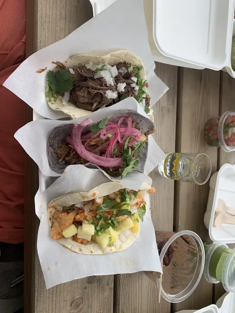 OLivia zurita_Tacos Truck El Mexi_Lamonzie-Saint-Martin_review