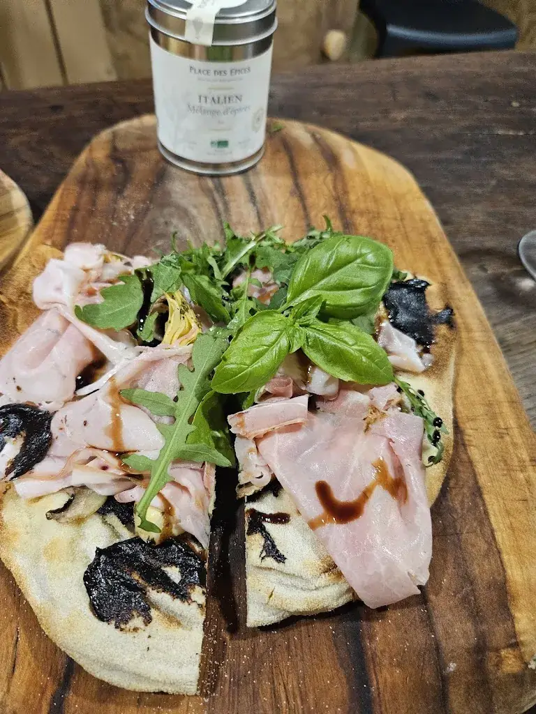 Audrey Sandra_Casa pinsa di Poli_Lamothe-Montravel_reseña