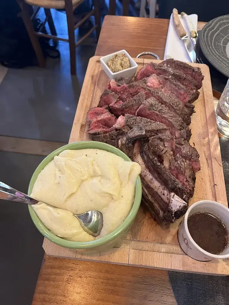 franck bidault_Le Buron Des Estives_Allanche_review