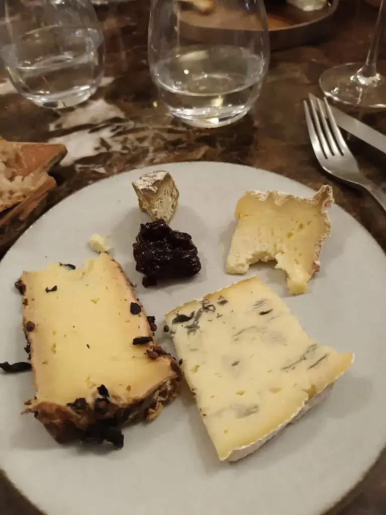 Menu_La Cour de l’Abbaye par Vincent Favre Félix_Annecy_image_8