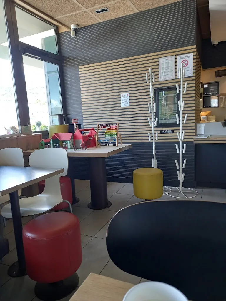 McDonald's La Mure_Mure_slider_image_3