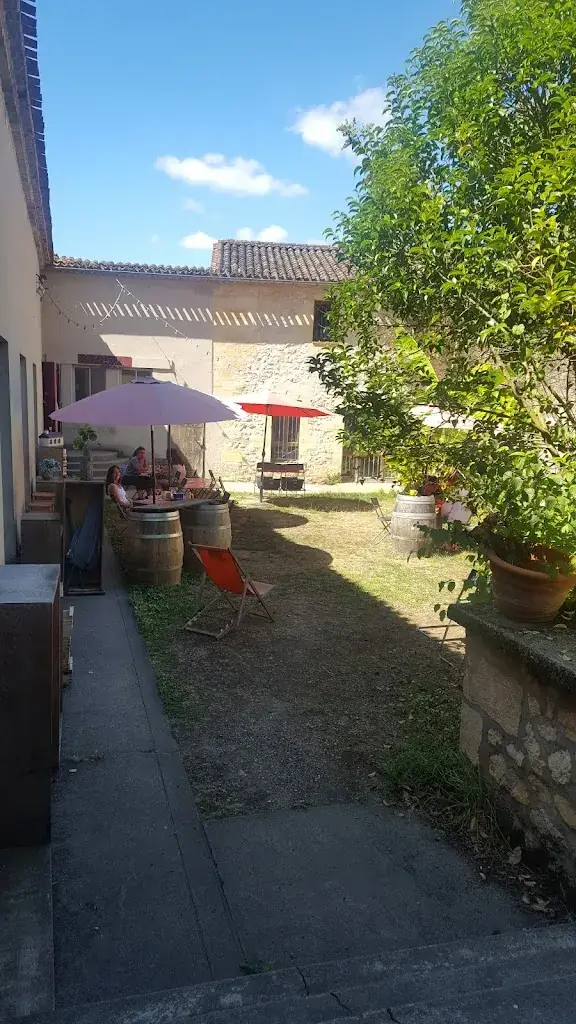 Antony Rowley_Le Splendid-Langoiran_Langoiran_review