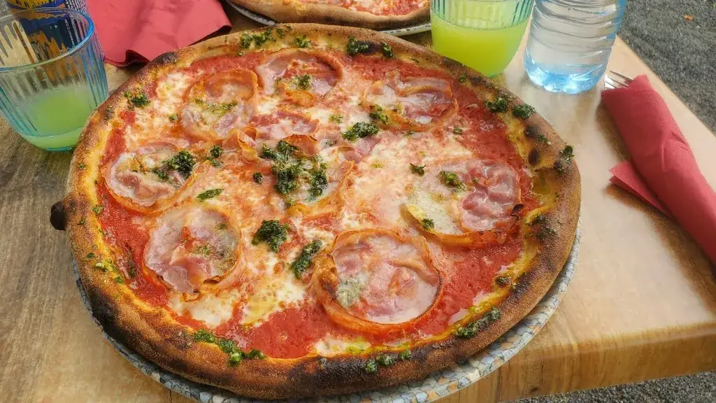 Sandrine Blondy_FATTORIA Maloubier Pizzeria_Lanouaille_review